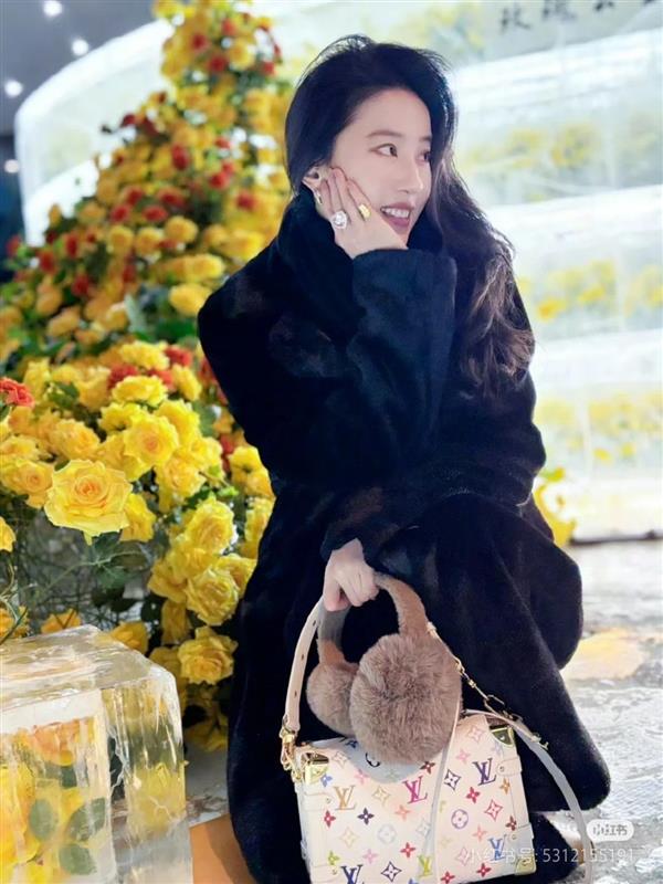 2026124175527954 140